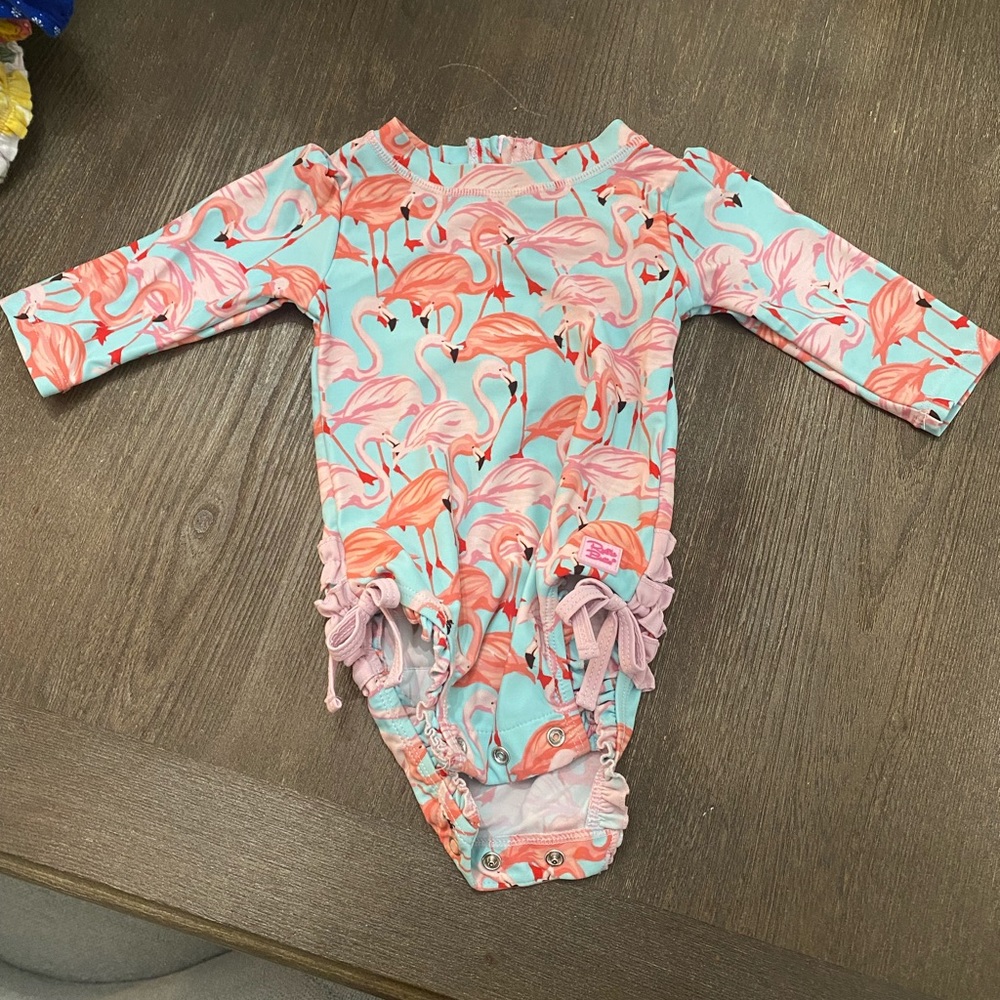Ruffle butts 3-6m swim suit